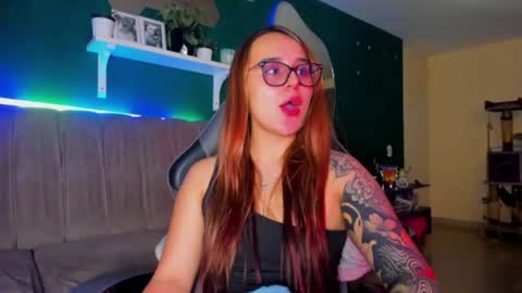 Snapshot of evy_orange1 chatting on 07.18.26 EVY online show from 07.18.26