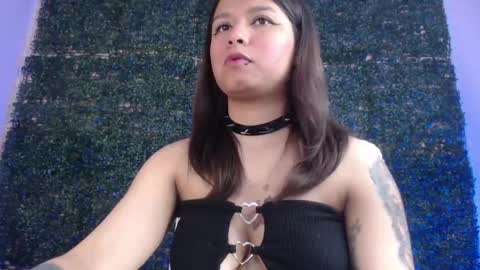 Snapshot of evybubbles_ chatting on 04.26.26 Im Evy online show from 04.26.26