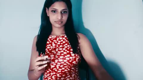 Snapshot of exclusivepandora chatting on 04.15.26 tiara online show from 04.15.26