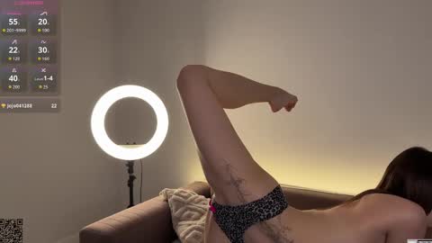 Snapshot of exeltis chatting on 02.28.26 exeltis online show from 02.28.26