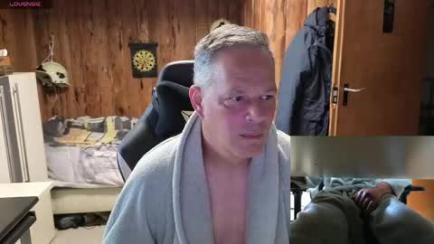 exibe1219 online show from 04.22.26