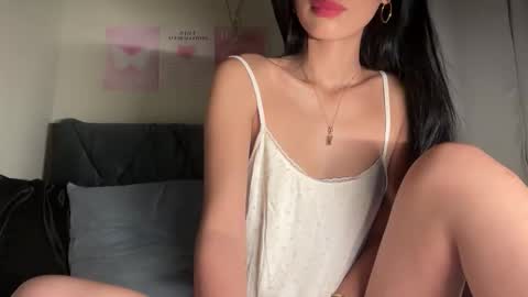 Angela online show from 11.18.25