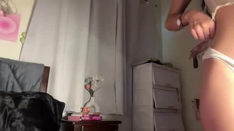 Angela online show from 11.28.25