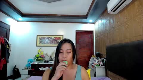 Snapshot of exotic_angel69 chatting on 03.09.25 voloptous mommy angel online show from 03.09.25