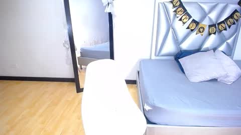 exotic_karmella online show from 10.22.25