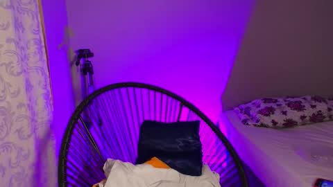 Soy Carla online show from 03.04.26