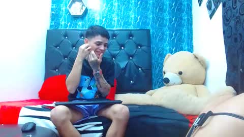 exotichot_couple online show from 01.24.25