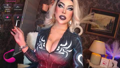 Snapshot of exoticmaria chatting on 10.14.25 MARIA online show from 10.14.25