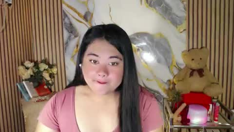 SHANTAL MARIE online show from 04.21.26