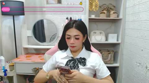 exotictssavie online show from 10.23.25