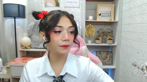 exotictssavie online show from 11.16.25