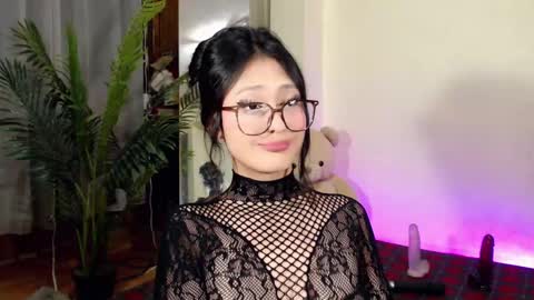 Snapshot of expensive_candyx chatting on 01.05.25 Candy online show from 01.05.25