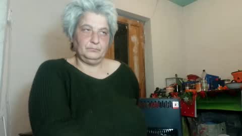 Snapshot of exquisitemature chatting on 01.10.25 ExquisiteMature online show from 01.10.25