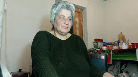 Snapshot of exquisitemature chatting on 02.09.25 ExquisiteMature online show from 02.09.25