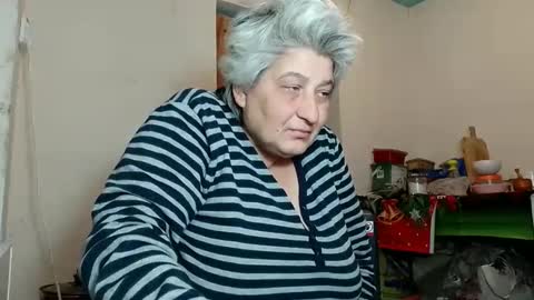 Snapshot of exquisitemature chatting on 02.16.25 ExquisiteMature online show from 02.16.25