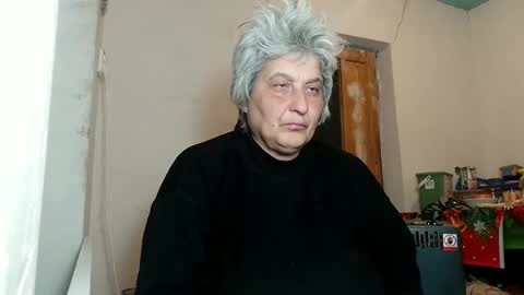 Snapshot of exquisitemature chatting on 02.19.25 ExquisiteMature online show from 02.19.25