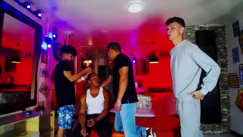 extrangers online show from 01.17.25