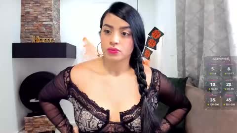 Snapshot of eyes_duque chatting on 10.30.25      online show from 10.30.25