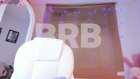 Eyleen online show from 02.20.25