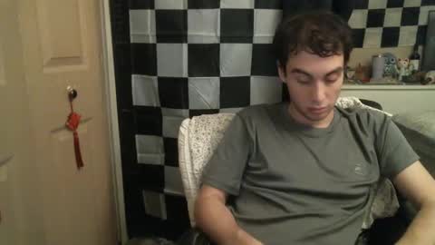 Ezra Naamah online show from 01.28.25