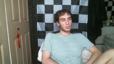 Ezra Naamah online show from 02.26.25