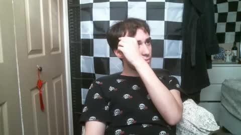 Ezra Naamah online show from 02.28.25