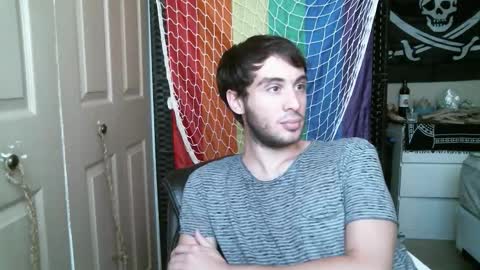 Ezra Naamah online show from 10.07.25