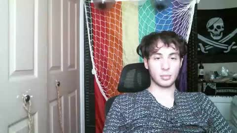 Ezra Naamah online show from 04.02.26