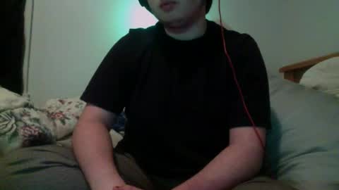 Snapshot of f2mslut chatting on 01.21.25 Leo Bourdon online show from 01.21.25