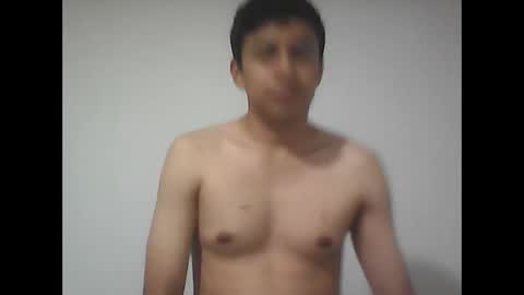 Snapshot of fabiar11 chatting on 10.10.25 R online show from 10.10.25