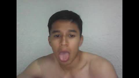 Snapshot of fabiar11 chatting on 02.27.26 R online show from 02.27.26