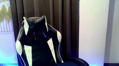 Snapshot of fabulous_cristy24 chatting on 05.04.26 fabulous_cristy24 online show from 05.04.26