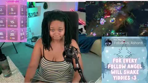Snapshot of faeryaisha chatting on 12.14.25 aisha online show from 12.14.25