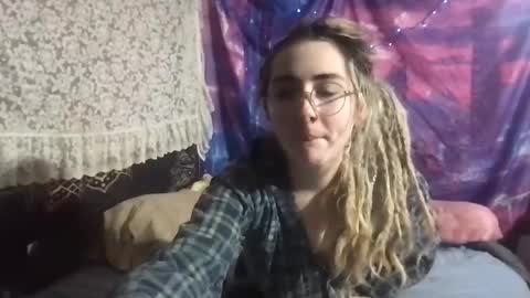 Snapshot of faexoxoxo chatting on 01.06.25 Fae online show from 01.06.25