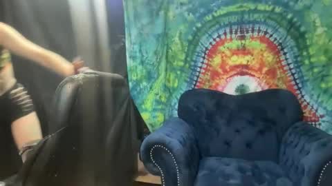 Snapshot of faexoxoxo chatting on 11.06.25 Fae online show from 11.06.25