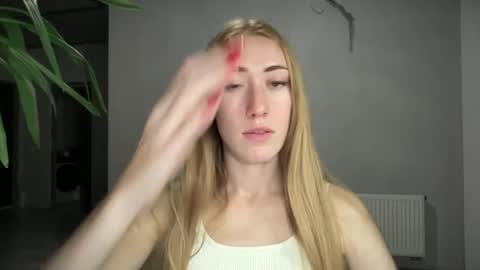 fairy_face online show from 09.25.25