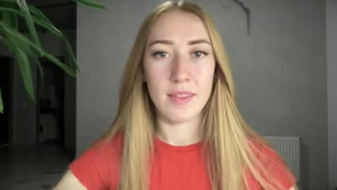 fairy_face online show from 10.14.25