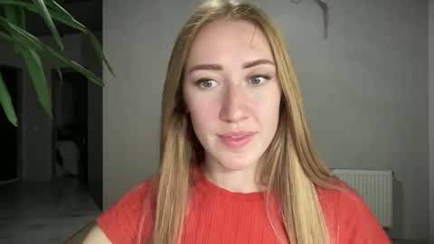 fairy_face online show from 10.17.25