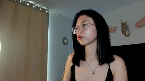 Natalye online show from 04.17.26