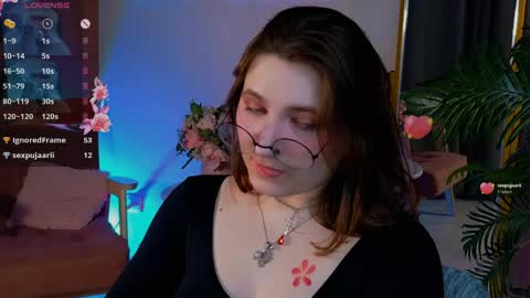 Snapshot of fairy_tara chatting on 05.15.26 Tara online show from 05.15.26
