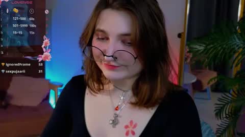 Snapshot of fairy_tara chatting on 05.16.26 Tara online show from 05.16.26