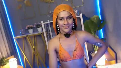 Snapshot of fairygaga chatting on 10.07.25 fairygaga online show from 10.07.25