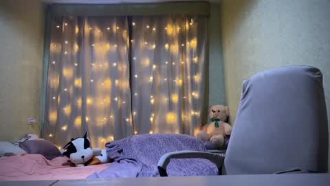 Ilona online show from 01.24.25