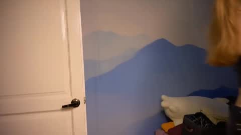 Ilona online show from 11.05.25