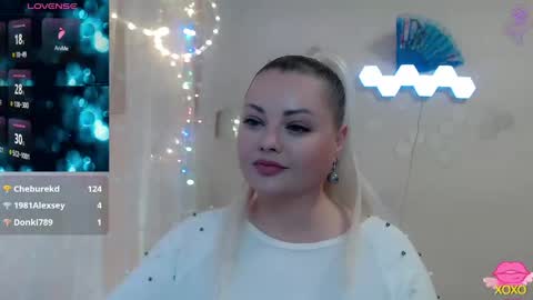 Snapshot of fairyjewell chatting on 05.16.26 Jewell online show from 05.16.26