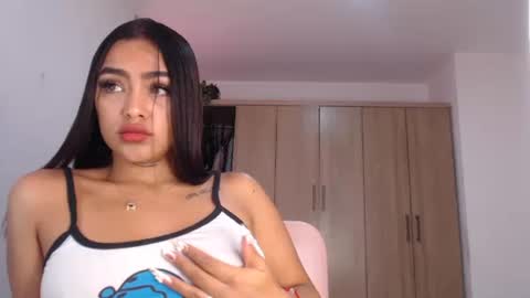 fairylatin online show from 01.30.25