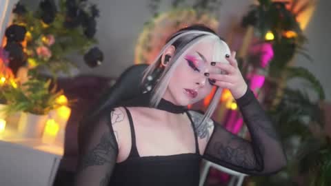 faith_chan online show from 10.17.25