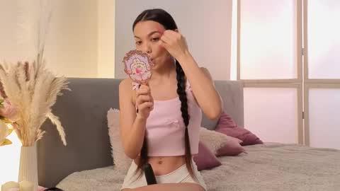 My name is Milisa  online show from 04.04.26