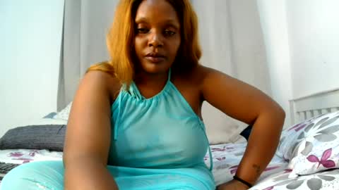 Snapshot of faithokoyo480 chatting on 06.14.26 raysa4421 online show from 06.14.26