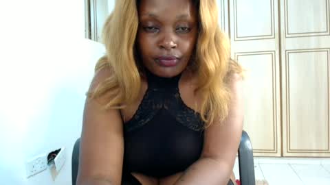 Snapshot of faithokoyo480 chatting on 06.17.26 raysa4421 online show from 06.17.26